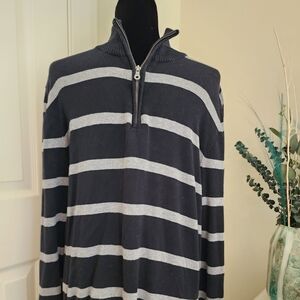 Men's Old Navy Black and Gray Striped Sweater - Size Large